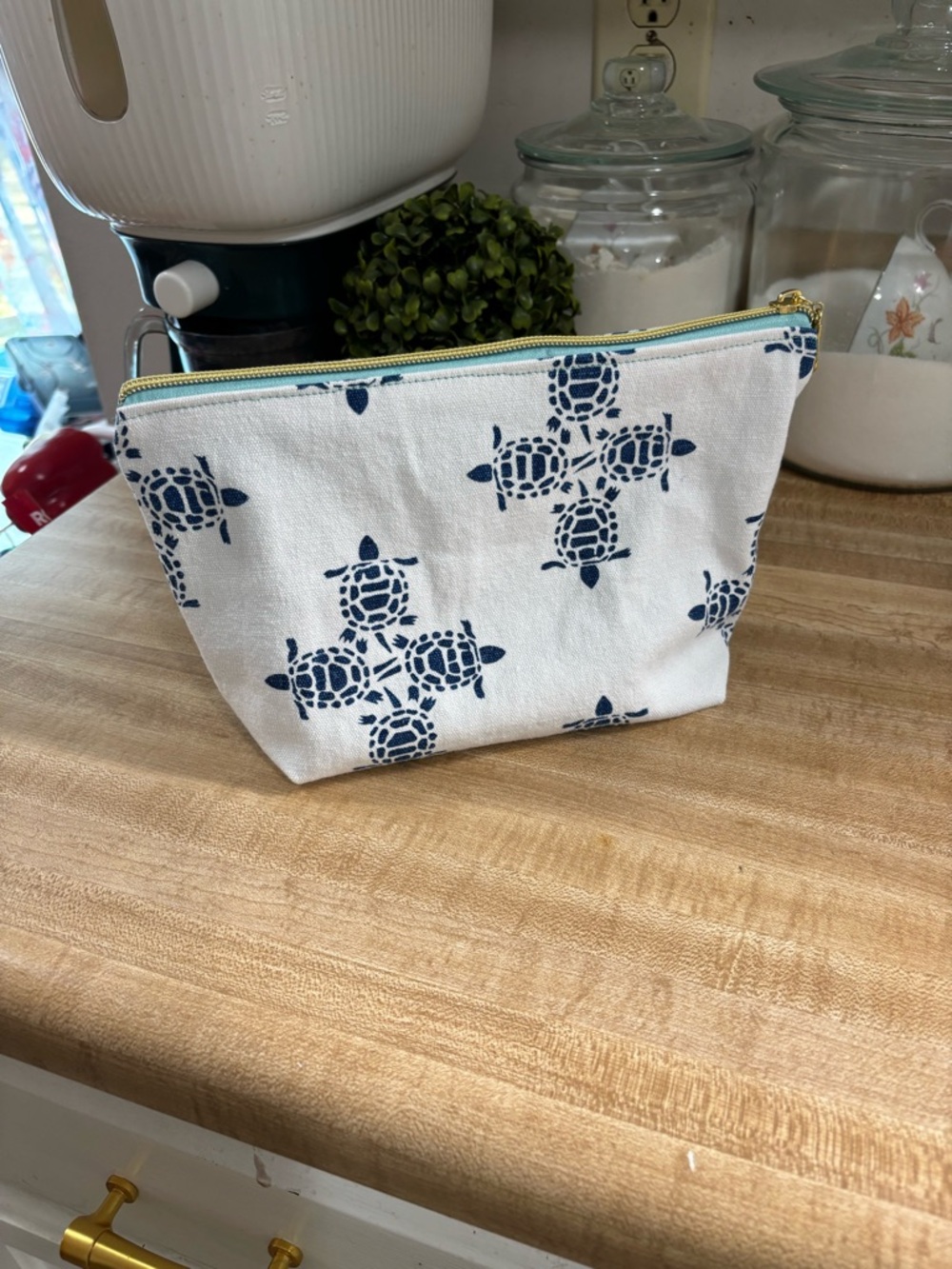 Navy Turtle Pattern Canvas Zipper Pouch